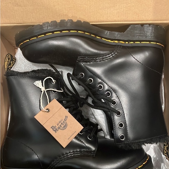 New 1460 SERENA FAUX FUR LINED LACE UP BOOTS - Picture 2 of 3